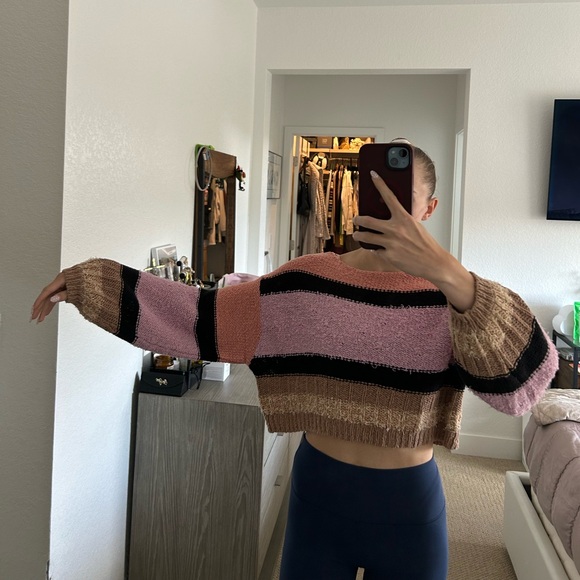 Urban Outfitters BDG Mixed Stripe Cropped Knit Sweater - Picture 2 of 11